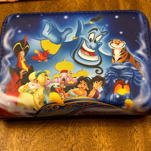 LOUNGEFLY DISNEY ALADDIN 30TH ANNIVERSARY ZIP AROUND WALLET - Picture 5 of 15